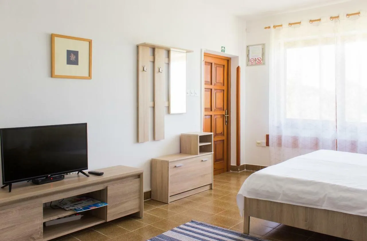 Appartamento Twin Oaks Šišan 0*,  Croazia